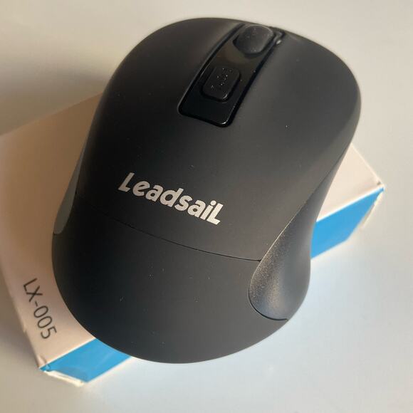 LeadsaiL Wireless Mouse, 2.4GHz USB, Noiseless, Compact, Portable, Black - Picture 5 of 6